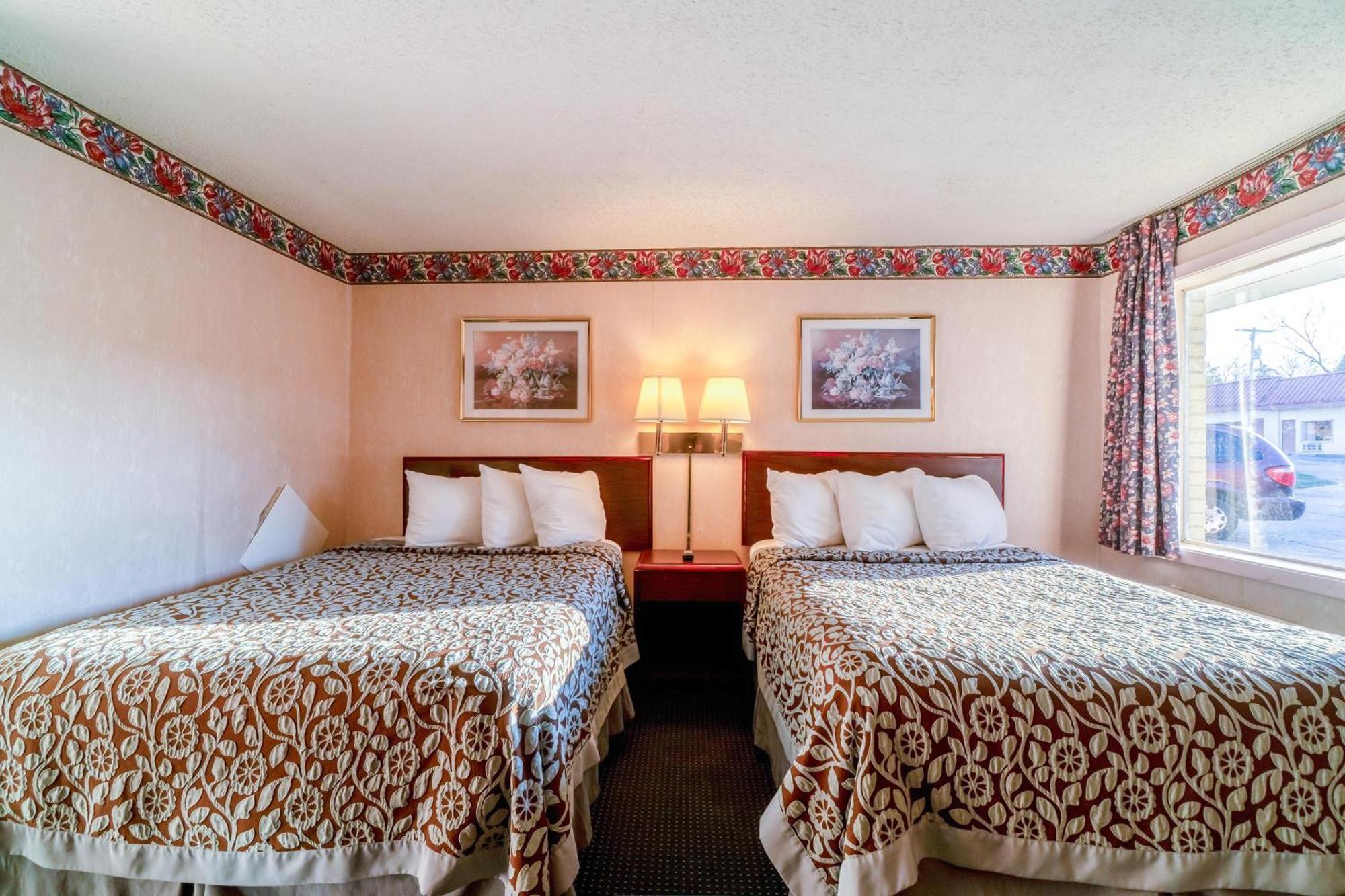 Motel Ozark Junction Mountain View By Oyo Exterior foto