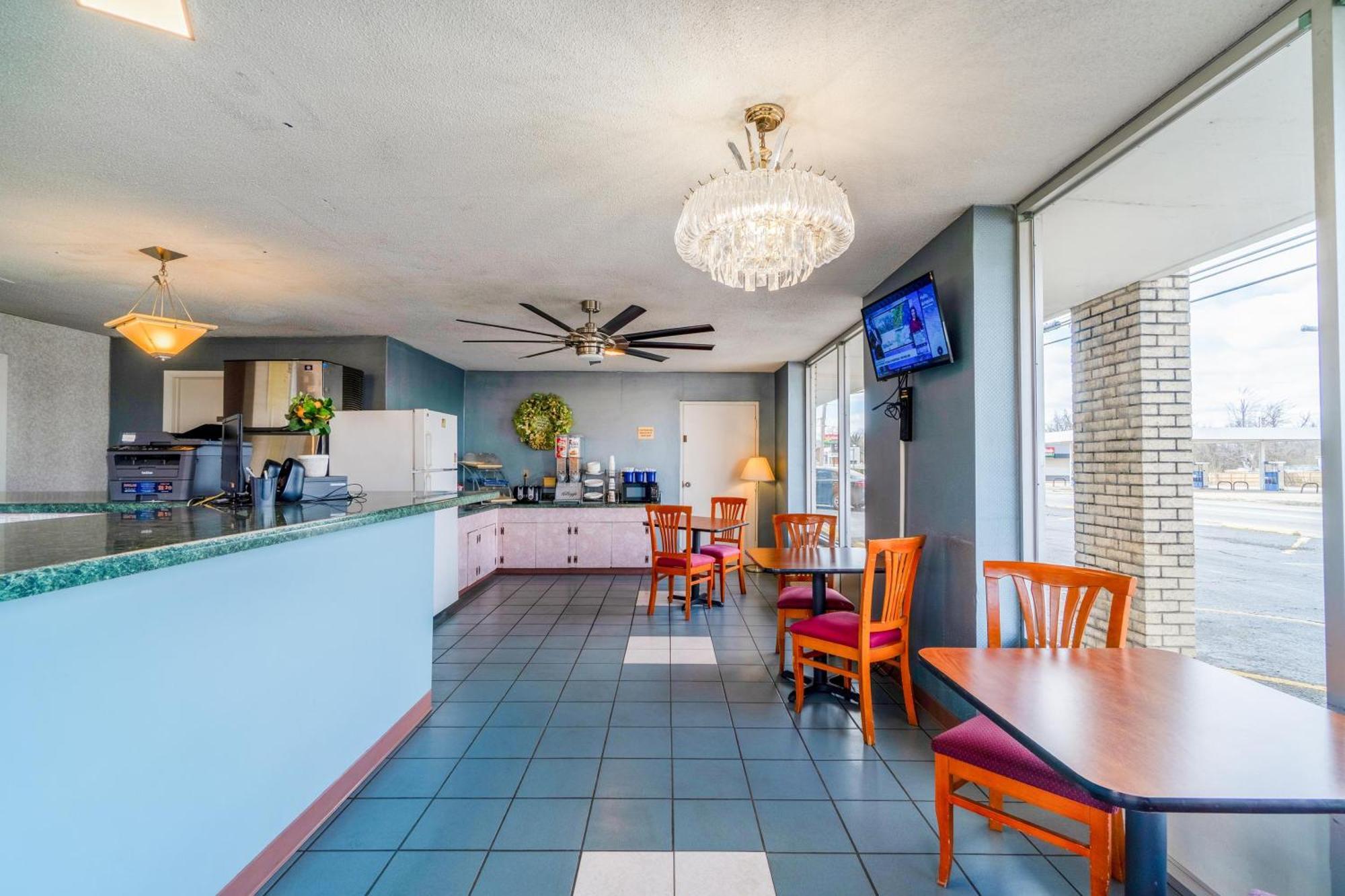 Motel Ozark Junction Mountain View By Oyo Exterior foto