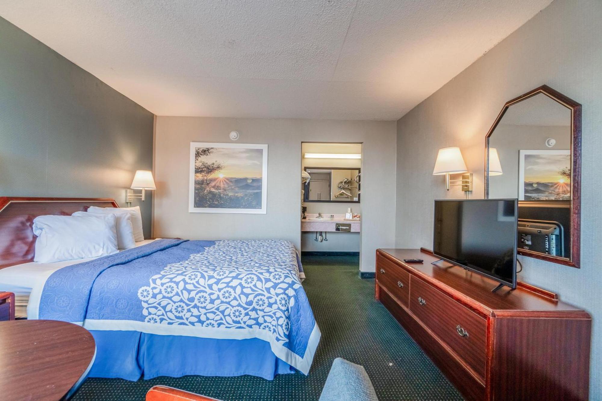 Motel Ozark Junction Mountain View By Oyo Exterior foto