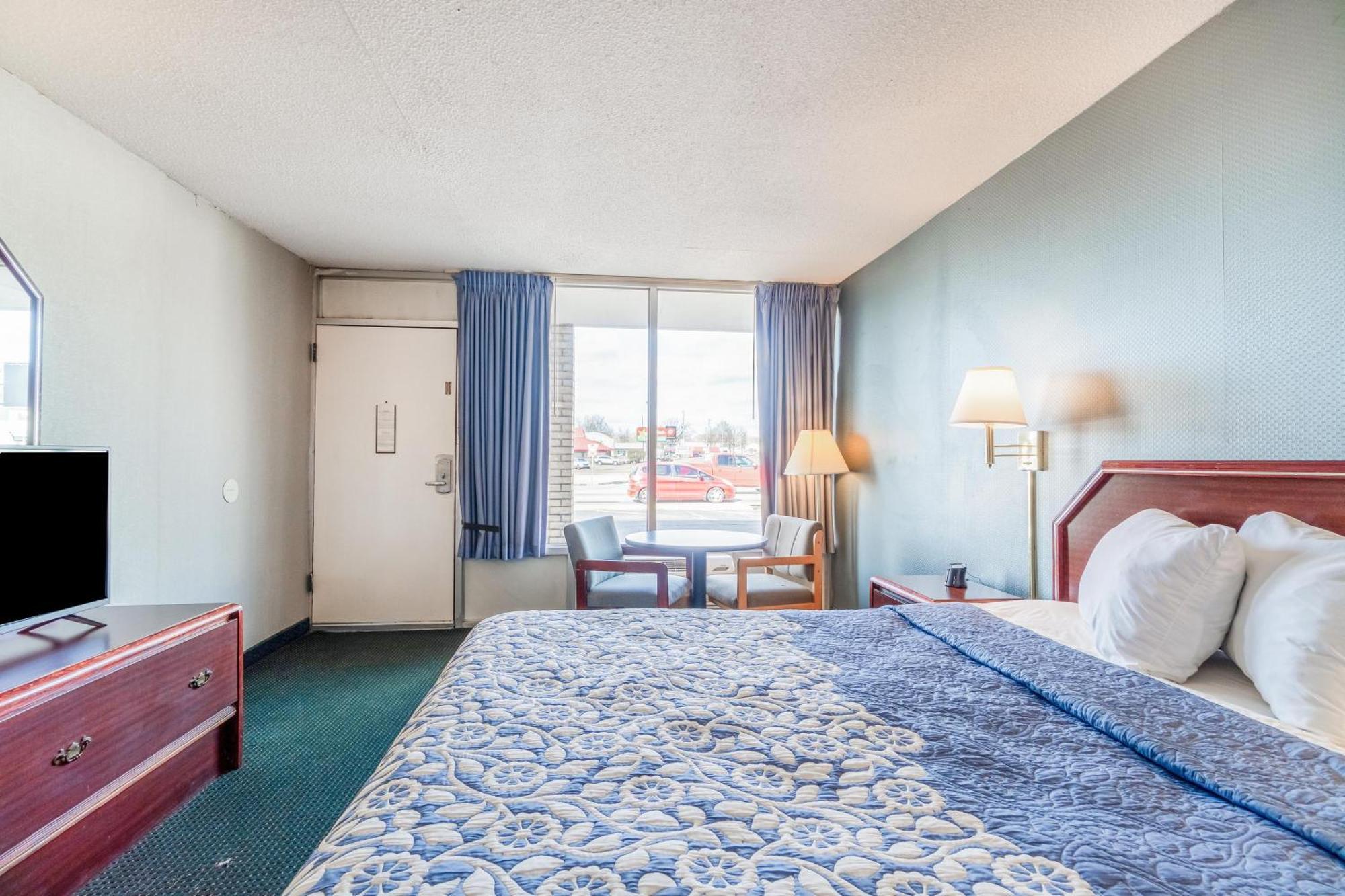 Motel Ozark Junction Mountain View By Oyo Exterior foto