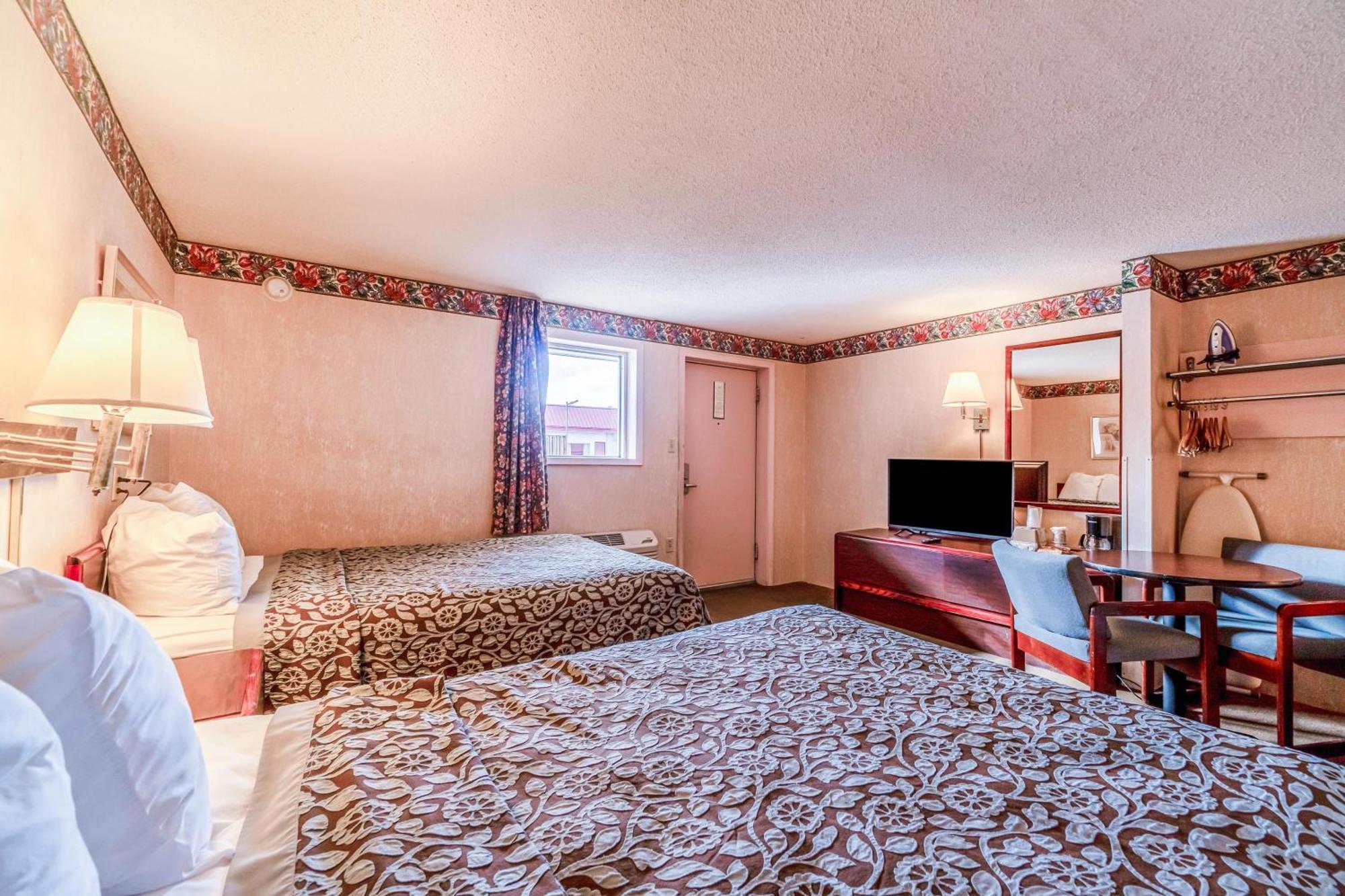 Motel Ozark Junction Mountain View By Oyo Exterior foto