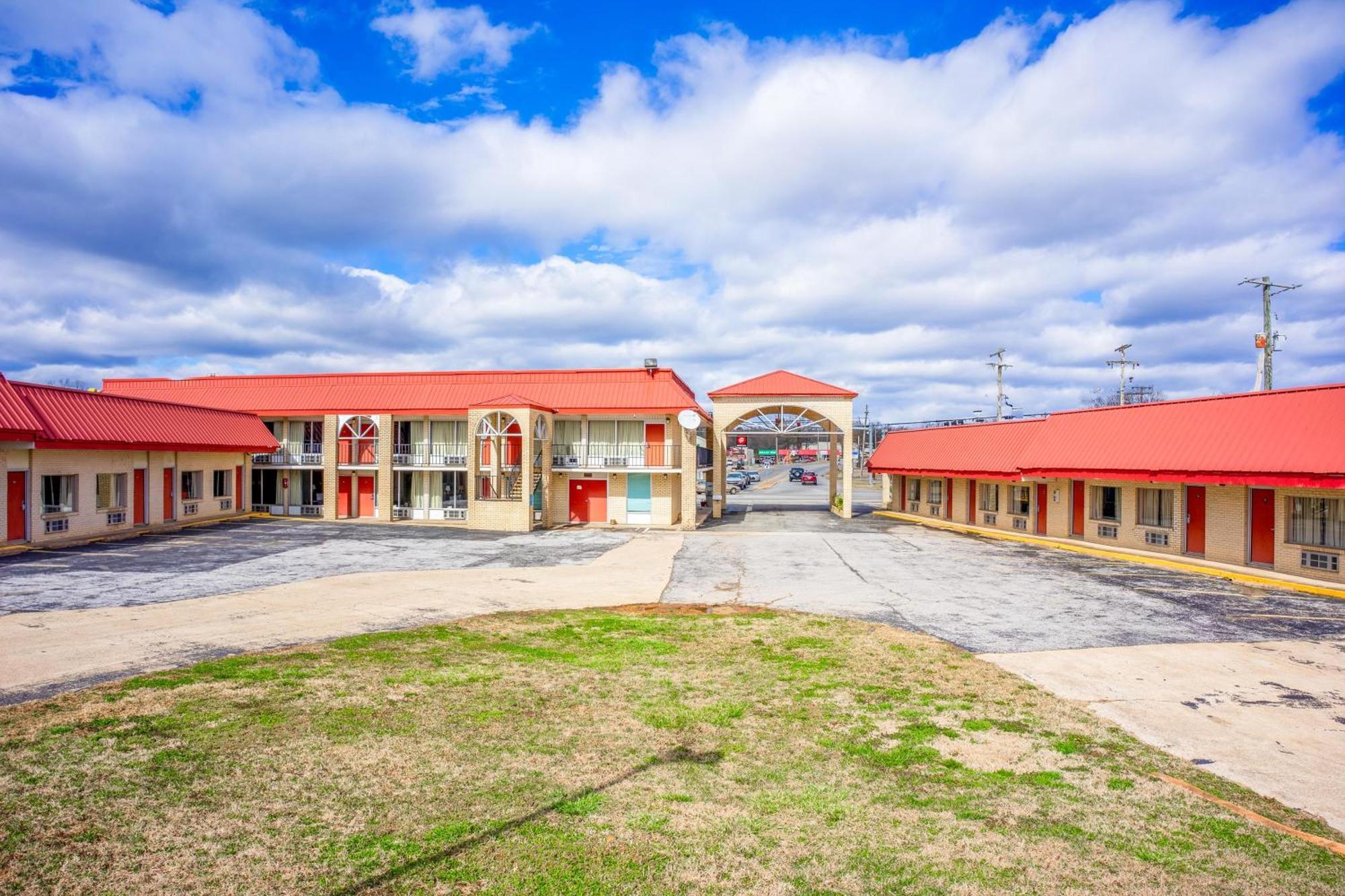 Motel Ozark Junction Mountain View By Oyo Exterior foto