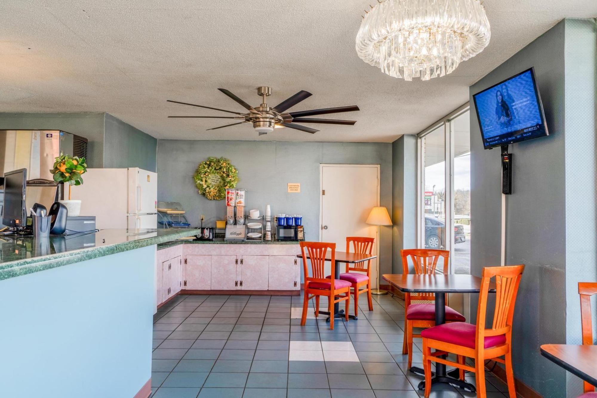 Motel Ozark Junction Mountain View By Oyo Exterior foto